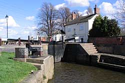 Lock and cottages at Beeston Lock.